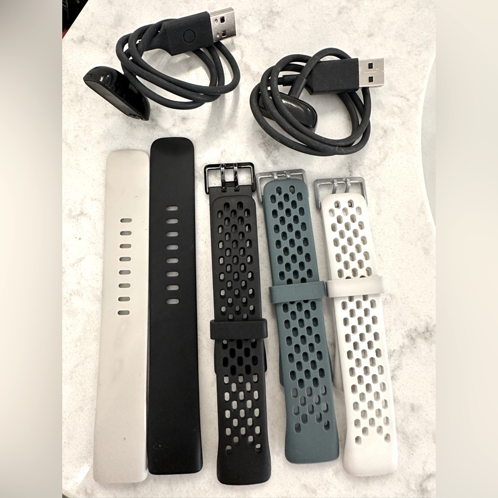 Fitbit - Charge 6, Accessories